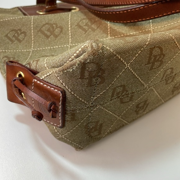 Vintage Dooney & Bourke Brown Leather & Tan Canvas Signature Logo Shoulder Bag - Picture 9 of 14